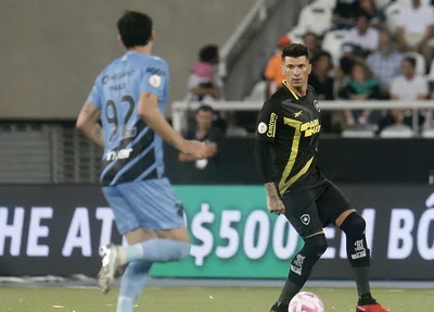 Partida entre Botafogo e Athletico-PR será retomada neste domingo