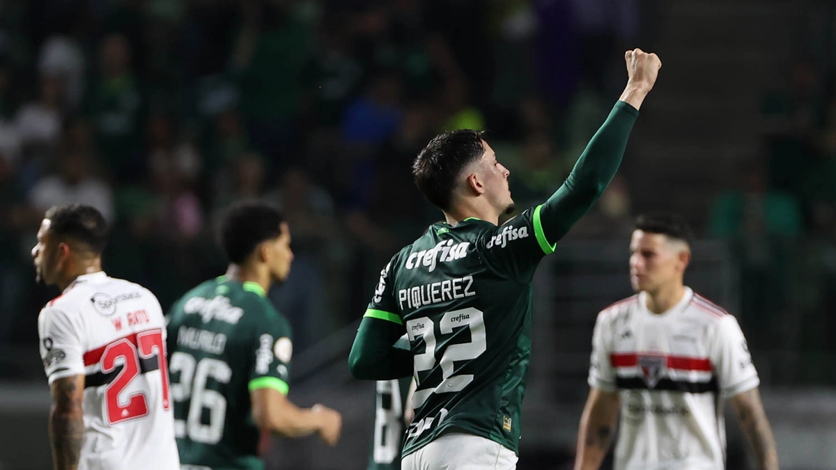 Piquerez marcou dois gols da vitória do Palmeiras