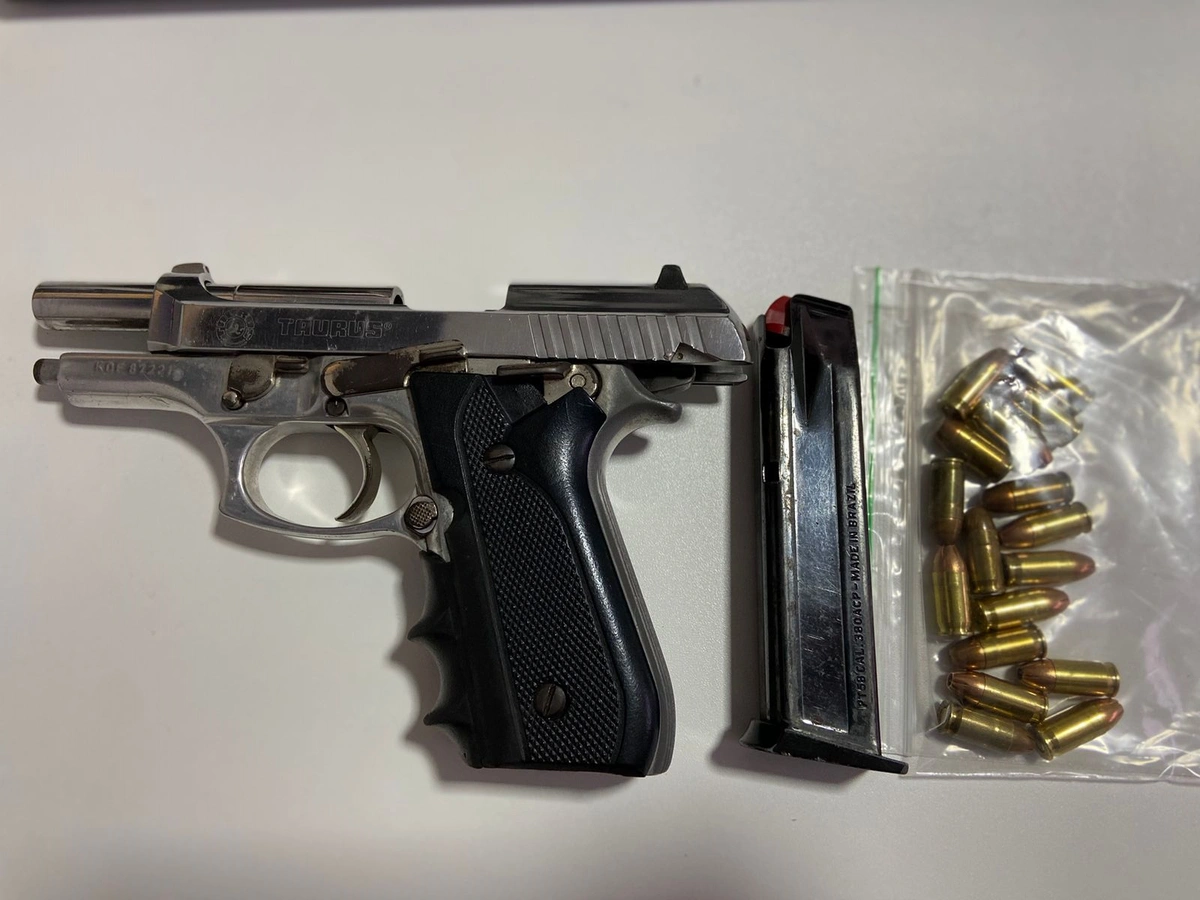 Pistola apreendida com José Hilton Rocha da Silva