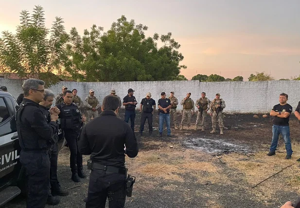 Policiais civis que participaram da operação na região da Grande Santa Maria da Codipi