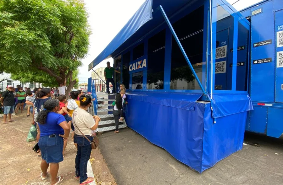 População compareceu para receber o serviço