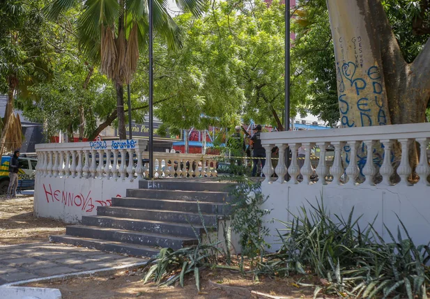 Praça onde o morador foi morto