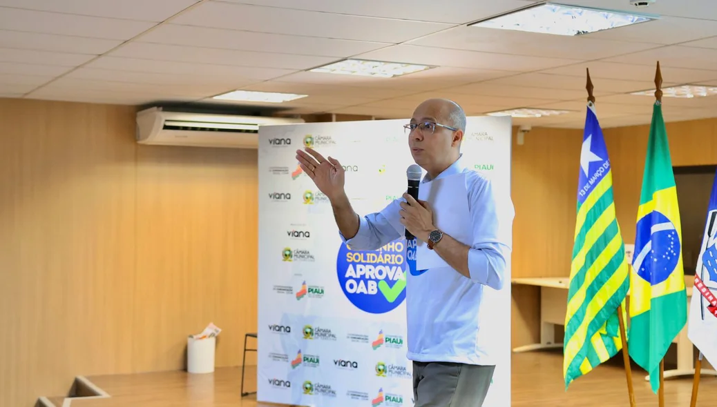 Professor Alessander Mendes