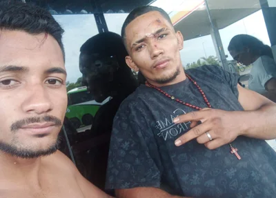 Professor Batista Pinheiro, à equerda, e seu aluno, Francisco Hernando, à direita