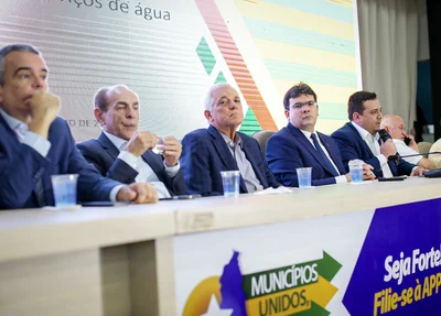 Rafael Fonteles em reunião na APPM