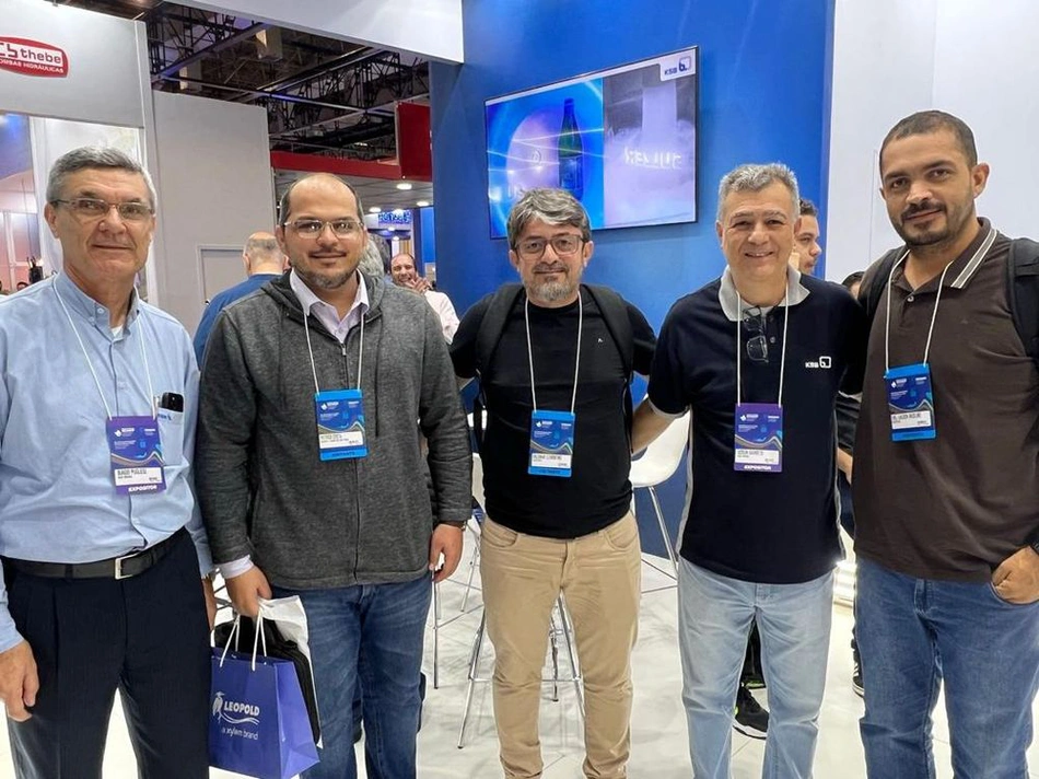 Representantes da Agespisa na feira realizada em São Paulo
