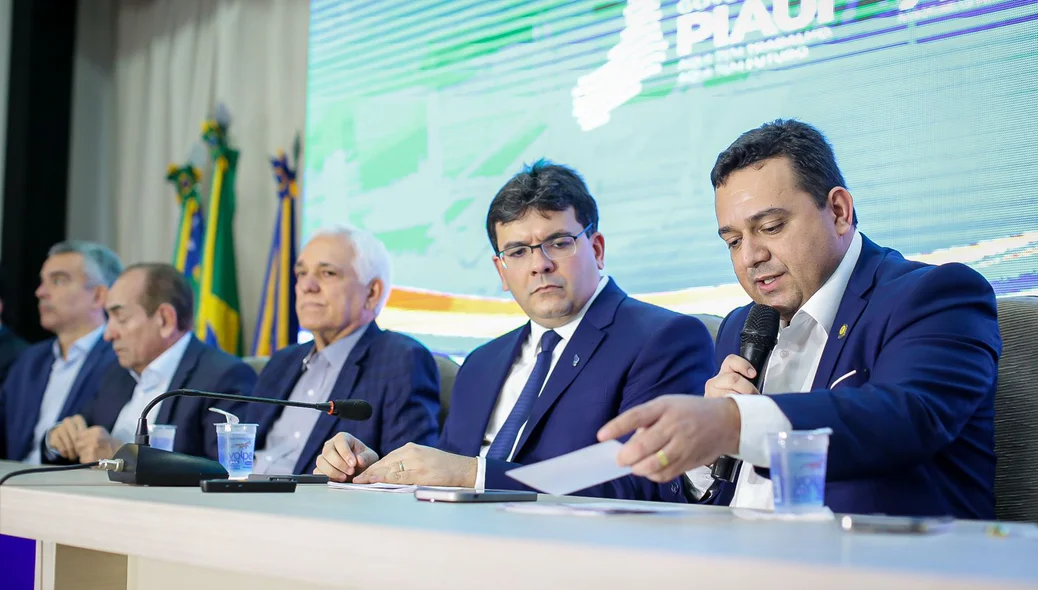 Reunião aconteceu nesta manhã