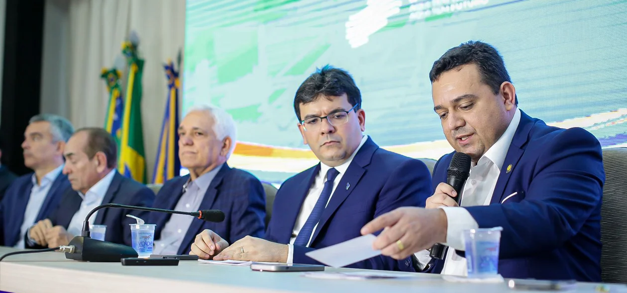 Reunião aconteceu nesta manhã