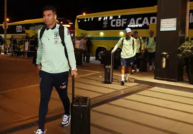 Seleção Brasileira desembarcou no Uruguai para jogo das Eliminatórias