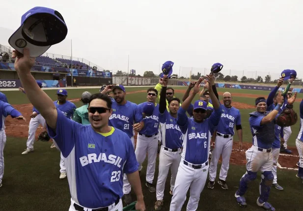 Seleção do Brasil se classifica para quadrangular no beisebol