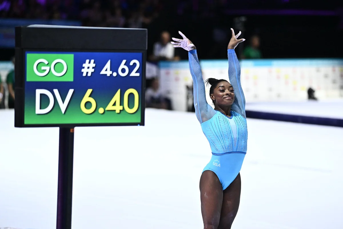 Mundial de Ginástica Artística 2023: Simone Biles executa Yurchenko Double  Pike