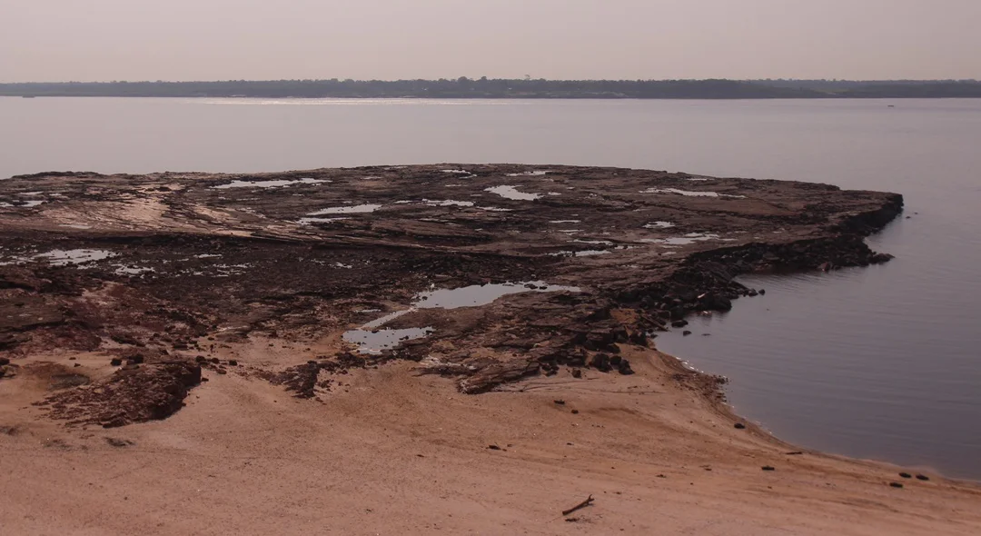 Sítio arqueológico das Lajes, no Amazonas