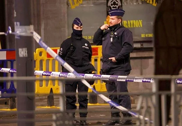 Terrorista mata suecos na Bélgica