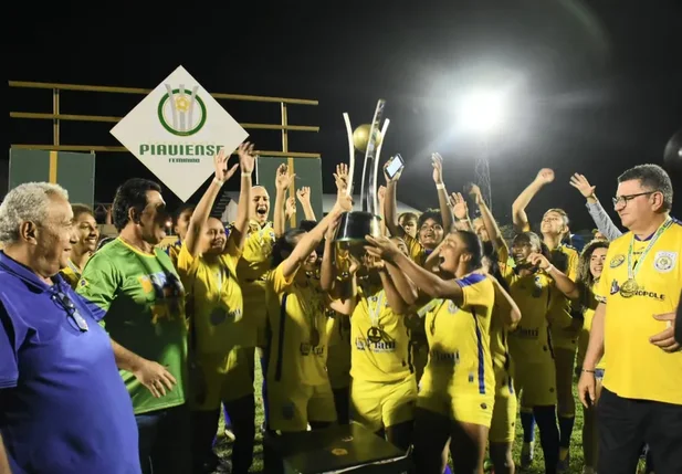 Tiradentes é campeão do Campeonato Piauiense Feminino 2022
