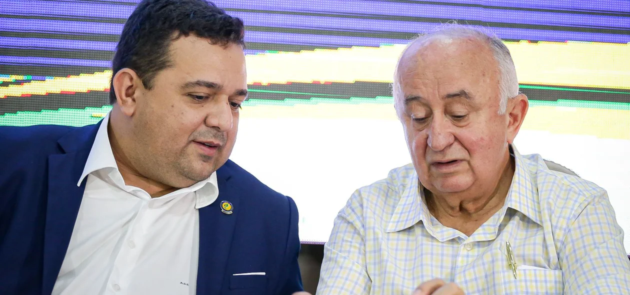 Toninho de Caridade e deputado Júlio César