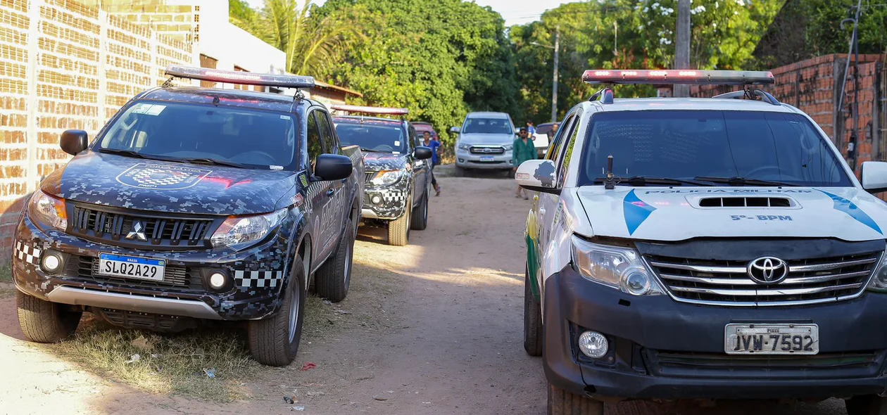 Viaturas da Polícia Militar