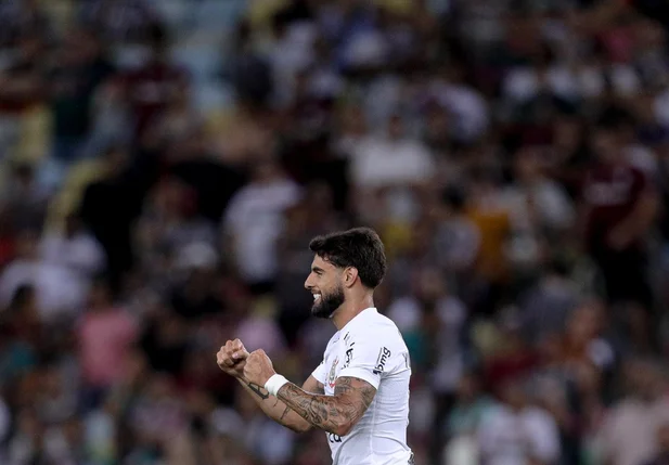 Yuri Alberto comemora gol