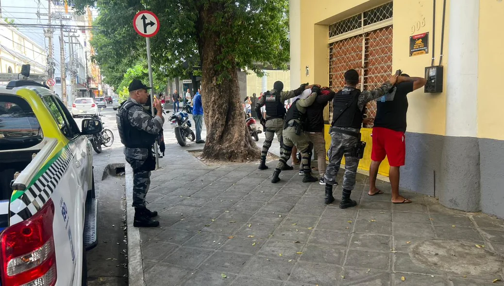 Abordagem durante a operação
