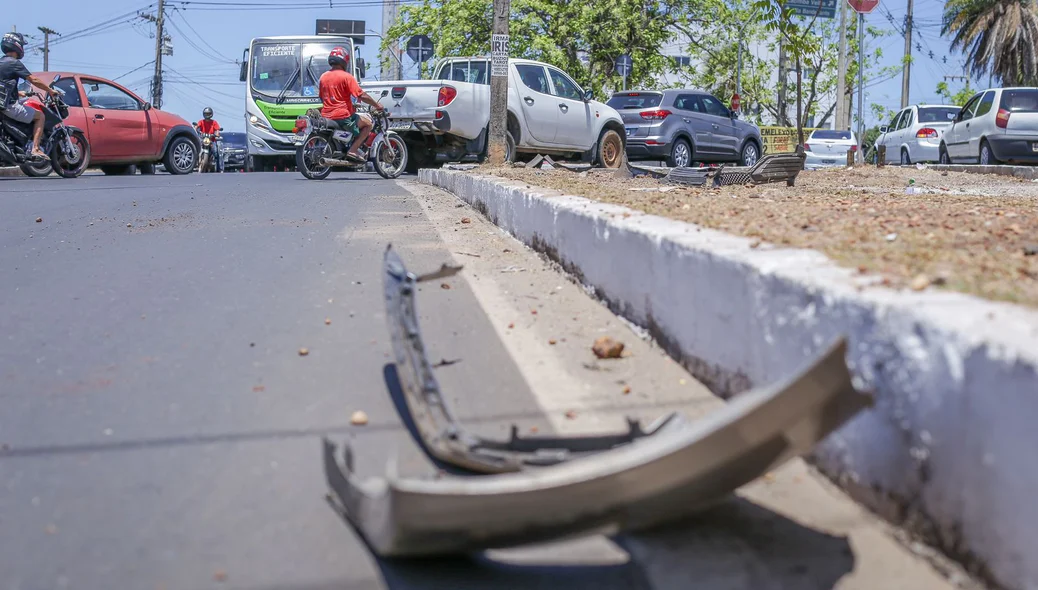 Acidente aconteceu na Avenida Zequinha Freire