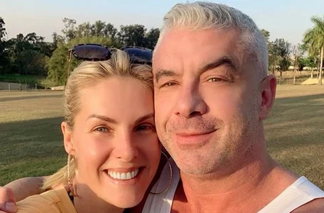 Ana Hickmann com o marido Alexandre Correa