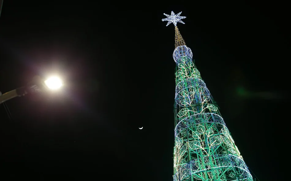 Árvore de Natal gigante