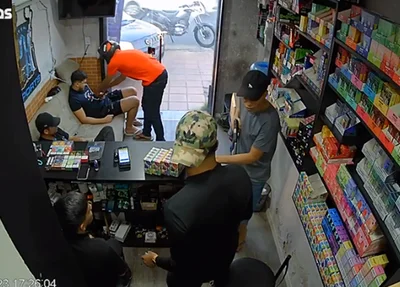 Assalto loja de importados na Avenida Miguel Rosa