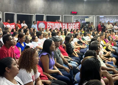 Audiência Pública realizada em 14 de novembro a respeito da falta de pagamento de servidores terceirizados