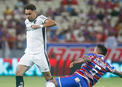 Botafogo empata com o Fortaleza e perde a liderança do Brasileirão