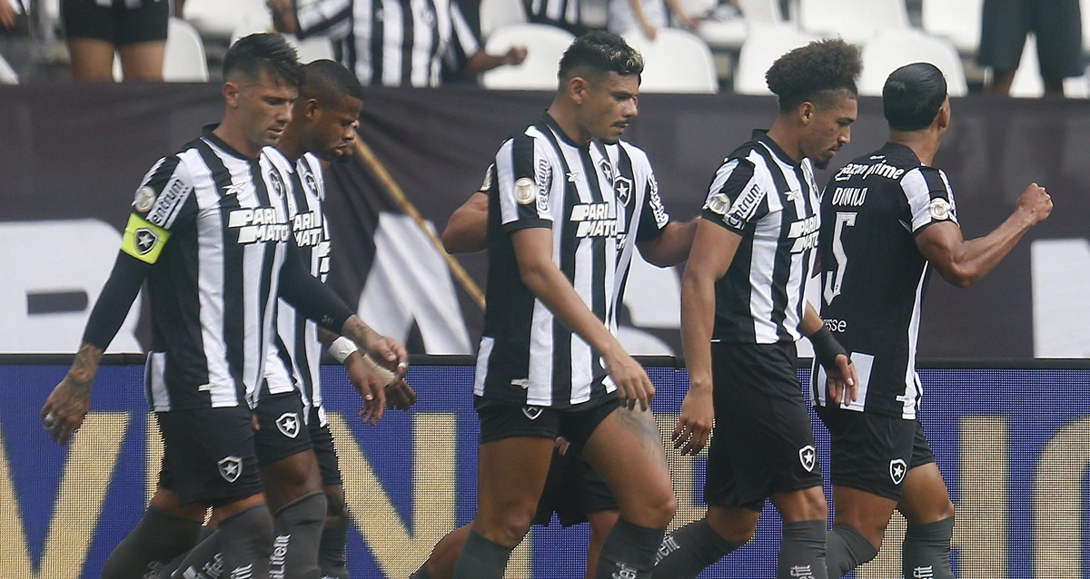 Botafogo empatou com o Santos por 1 a 1