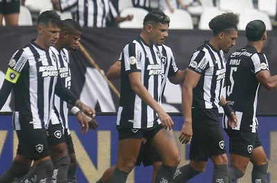 Van com materiais de treino do Botafogo é assaltada no Rio de Janeiro