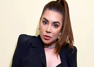 Cantora Naiara Azevedo