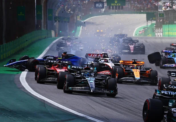 Verstappen domina sessão e lidera primeiro treino livre do GP do México -  Notícia de F1 - F1