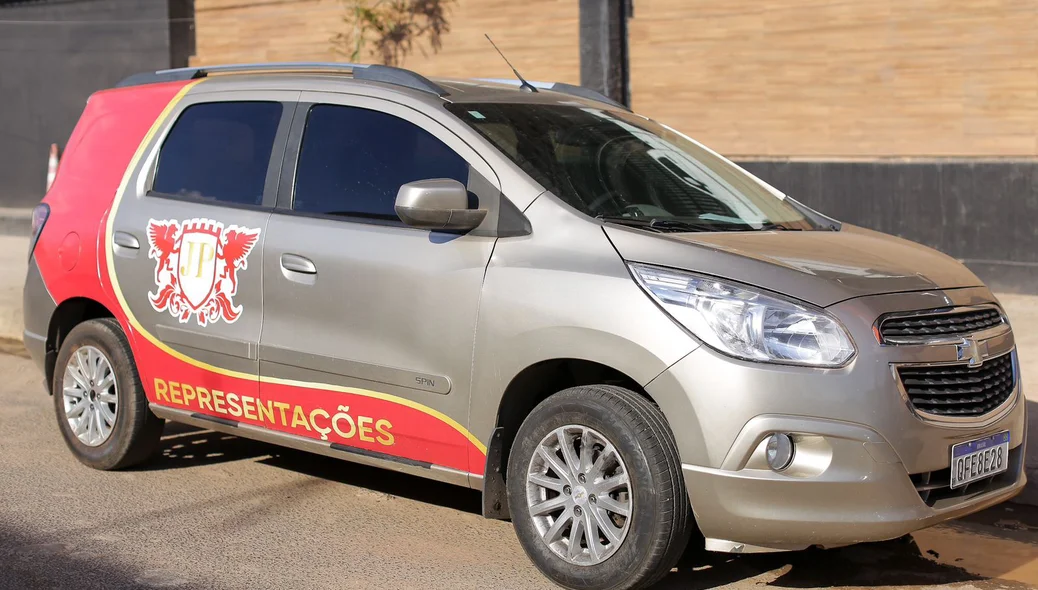 Carro da empresa  JP Representações