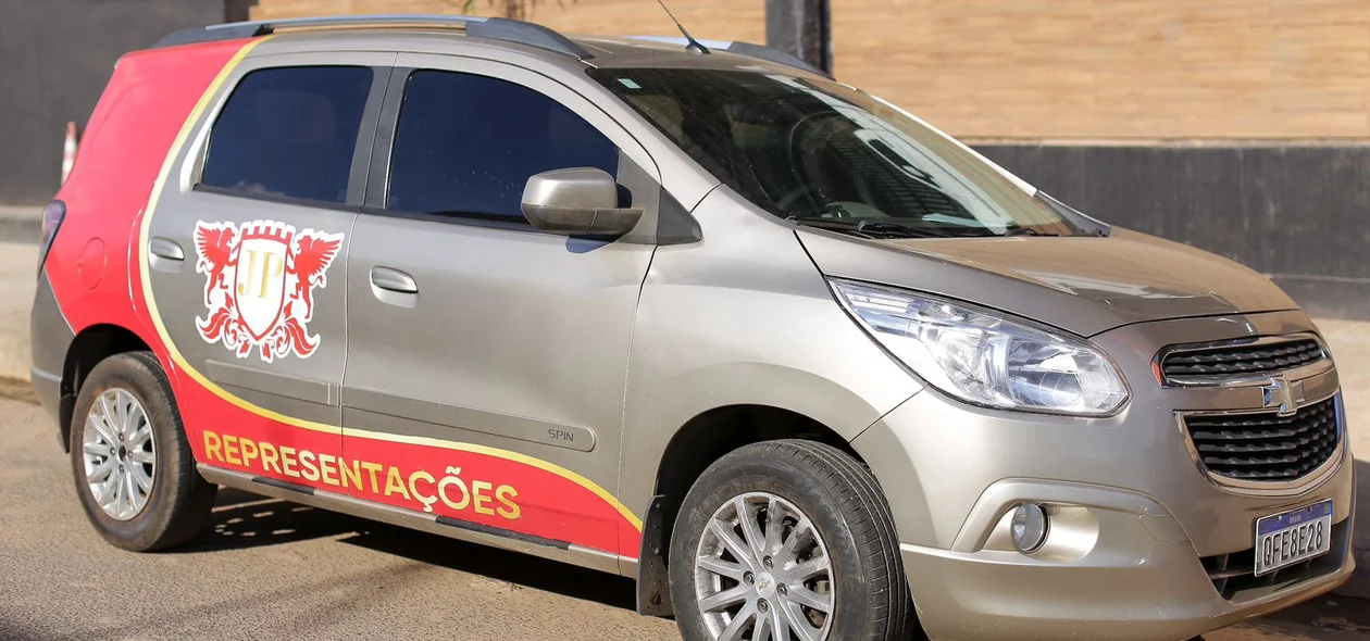 Carro da empresa  JP Representações