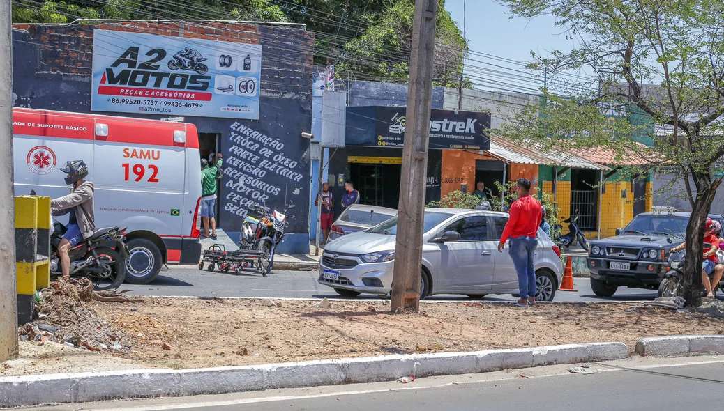Chevrolet Prisma transportava duas crianças de dois anos