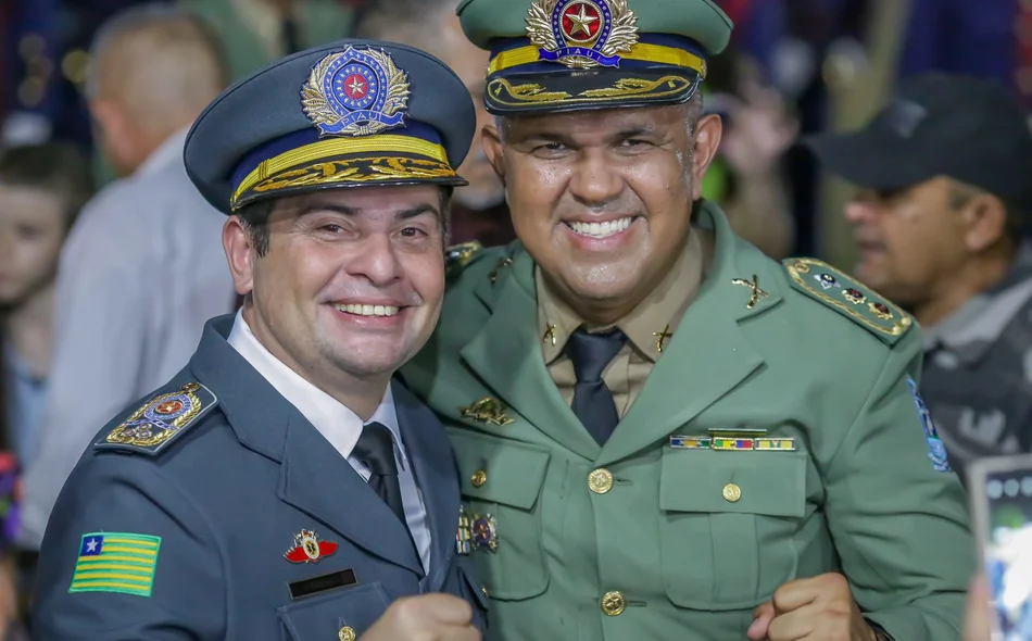 Coronel Scheiwann Lopes e tenente-coronel Audivan Nunes