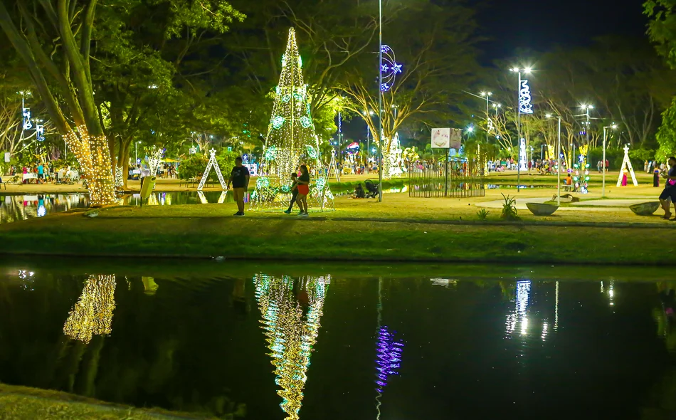 Decoração natalina em Teresina é inaugurada no Parque da Cidadania