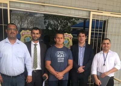 Demóstenes Ribeiro na sede da Polícia Federal