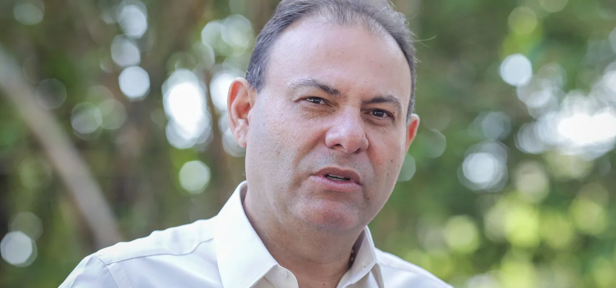Deputado estadual Jeová Alencar