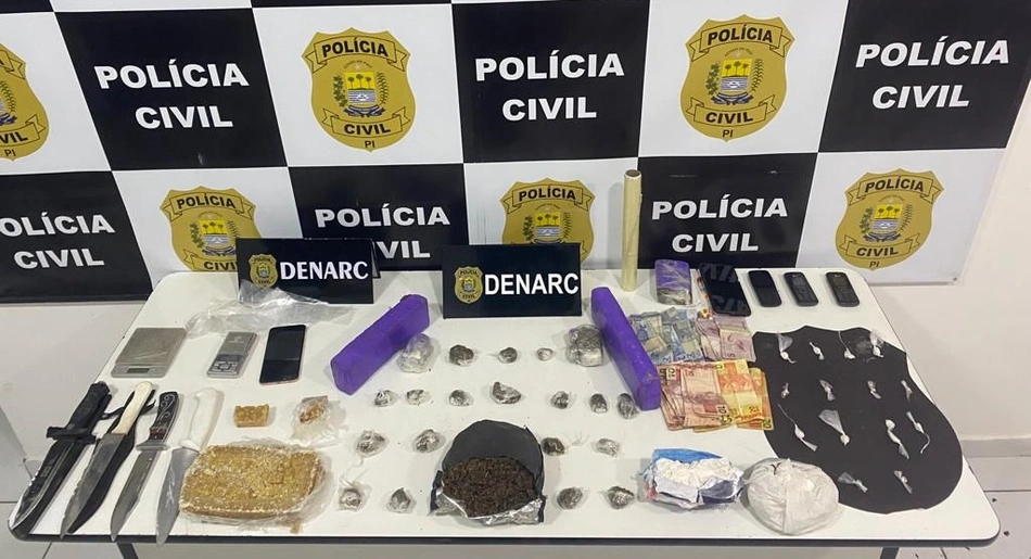 Drogas apreendidas durante a Operação Cerco Fechado