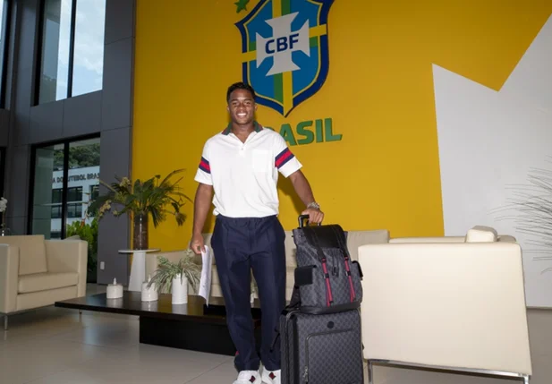 Endrick se apresentou pela primeira vez na Seleção Brasileira