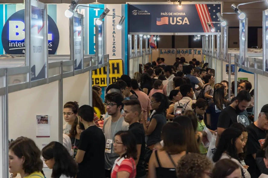 Estudantes terão a oportunidade de conversar com especialistas educacionais nacionais e internacionais