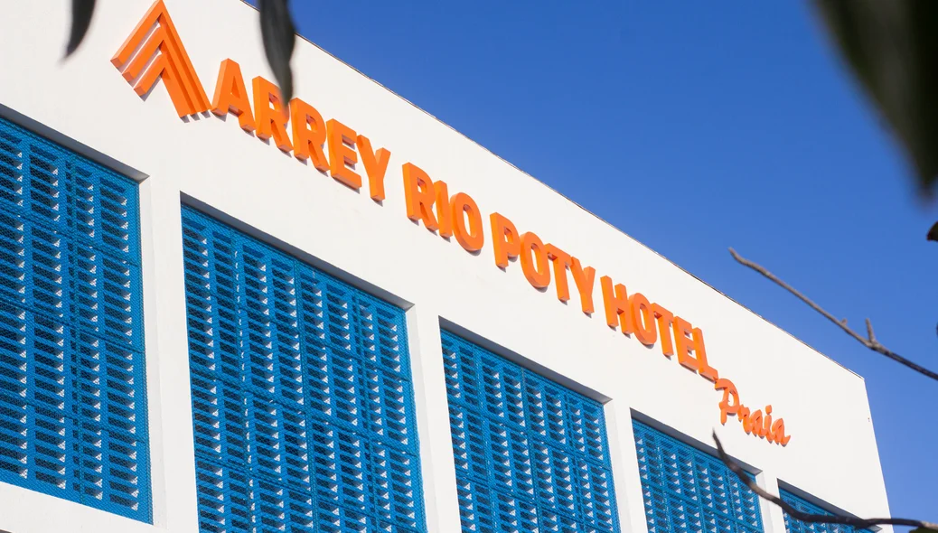 Fachada do Arrey Rio Poty Hotel Praia em Luís Correia