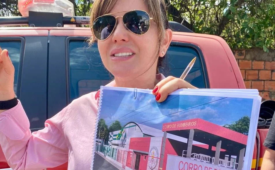 Foi assinada a Ordem de Serviço para a Construção da Sede do Corpo de Bombeiros em Esperantina