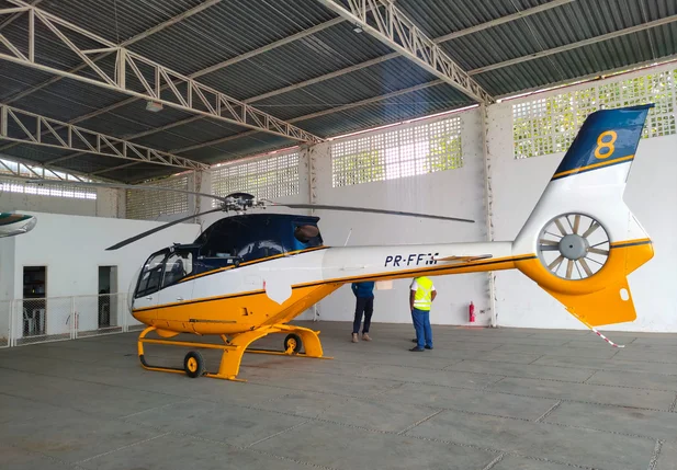 Helicóptero doado pela PRF