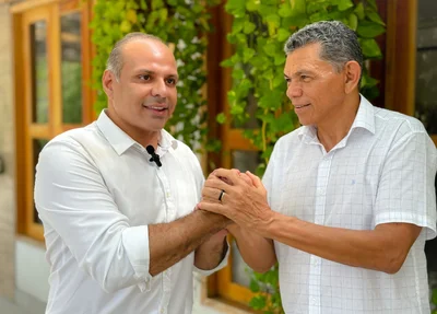 Isaías Neto e João de Deus
