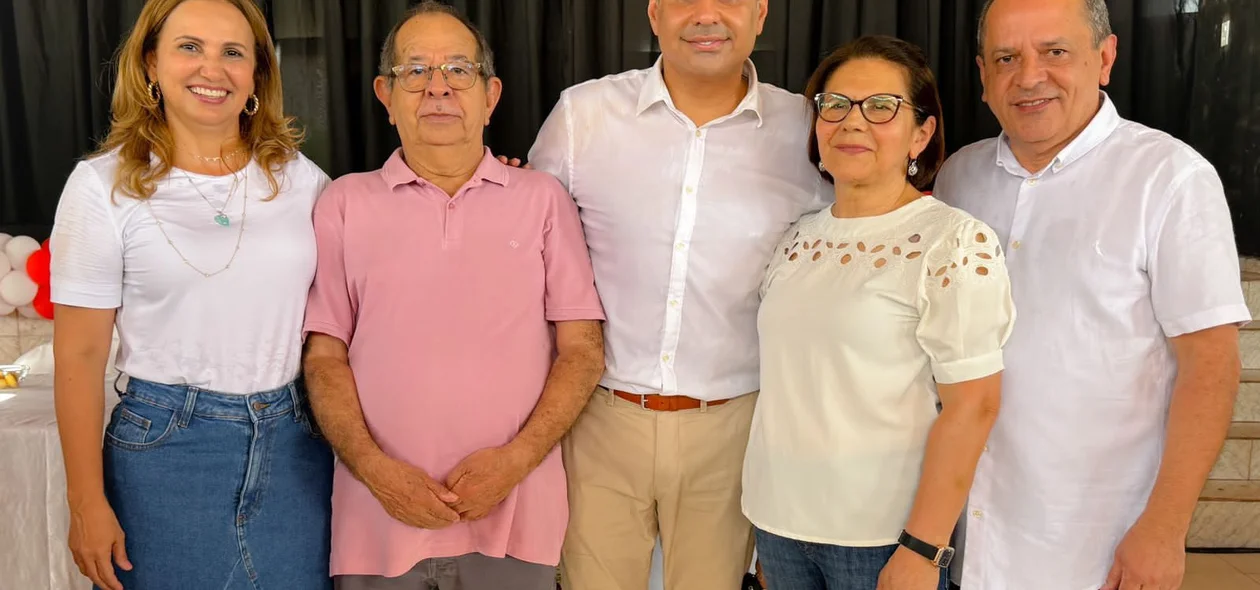 Isaías Neto e seus apoiadores