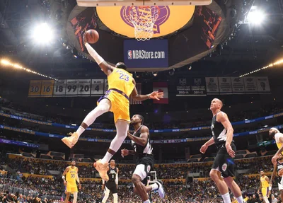 LeBron James subindo para a ponte aérea