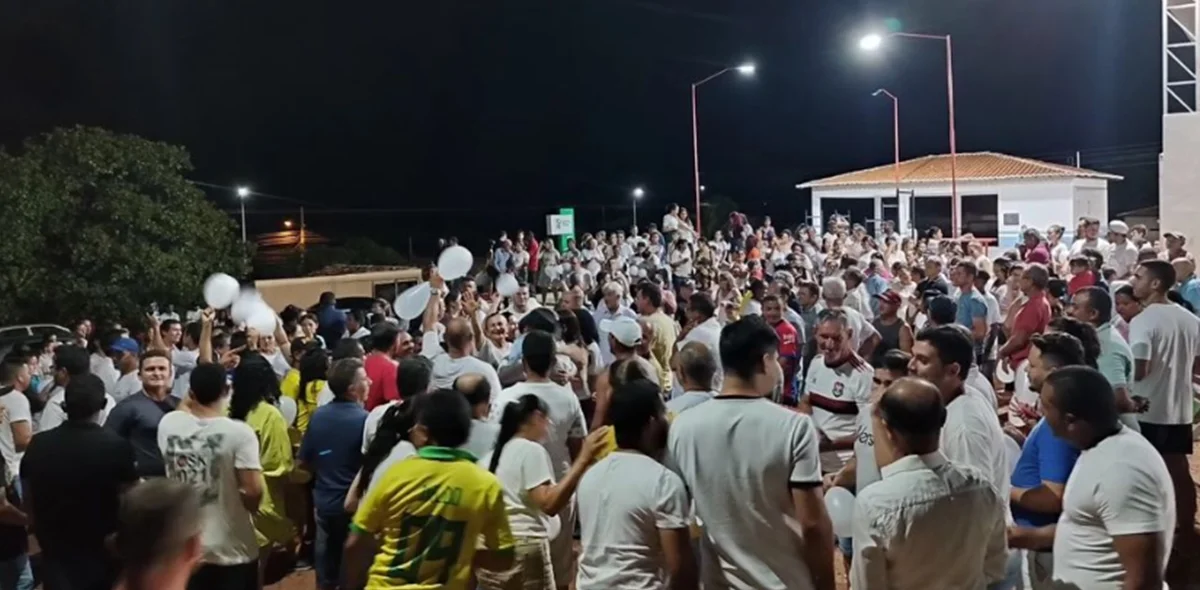 Manifestação contra a cassação do prefeito Valmir Barbosa
