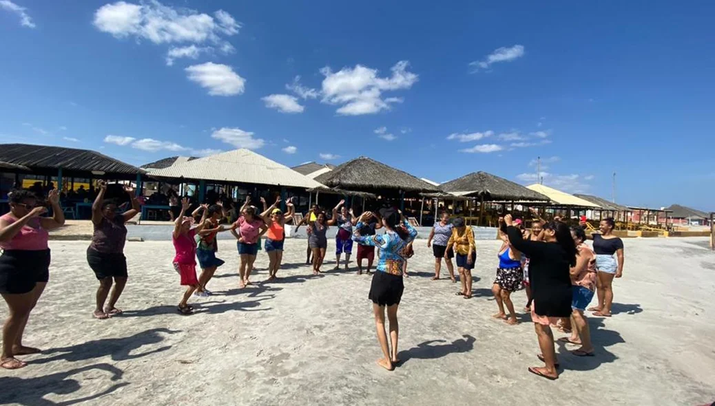 Momento de alegria na praia